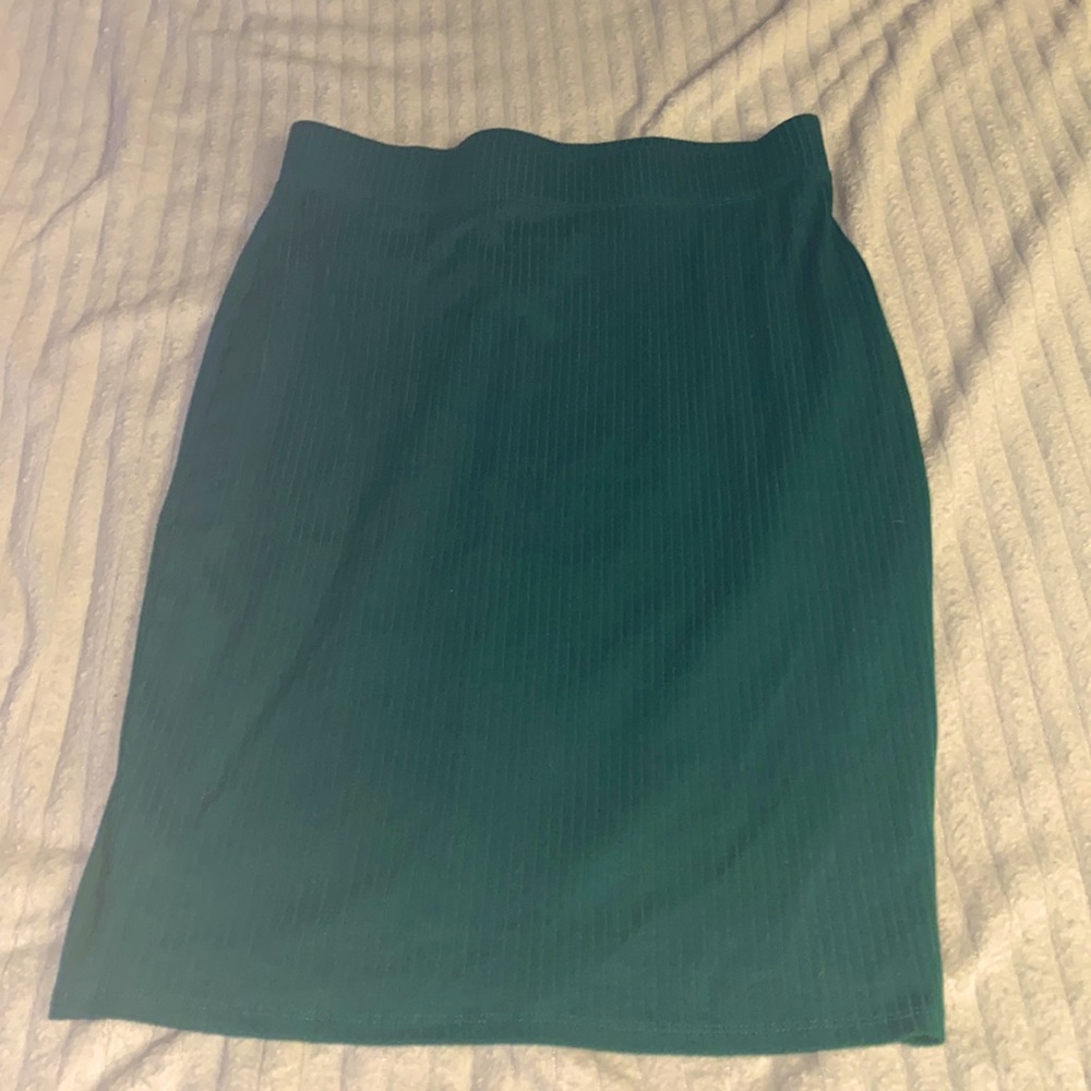 Forever21 pencil skirt 2/20$